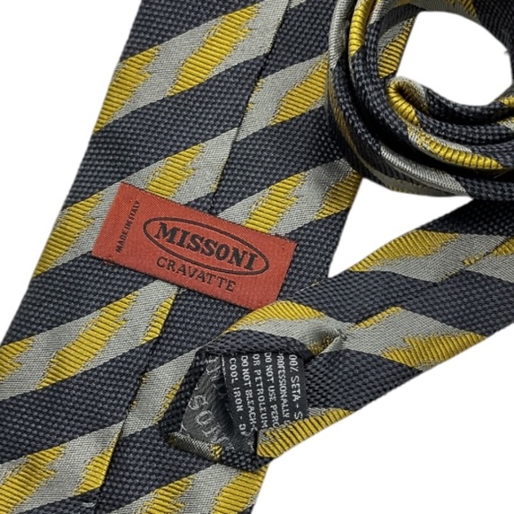 MISSONI Gray/Gold Striped Art Silk LUXURY Tie ITALY - Picture 3 of 4